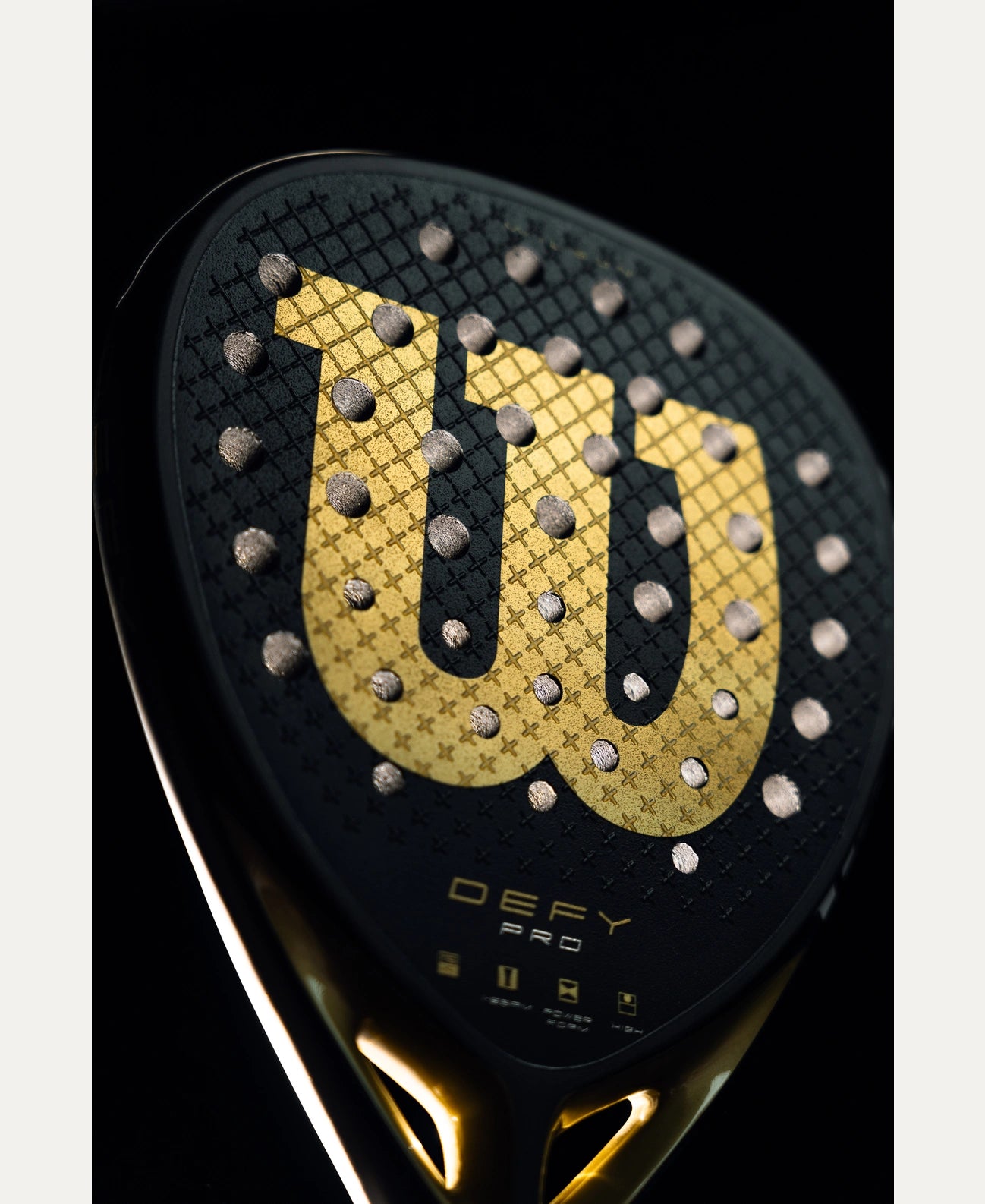 WILSON DEFY PRO V1